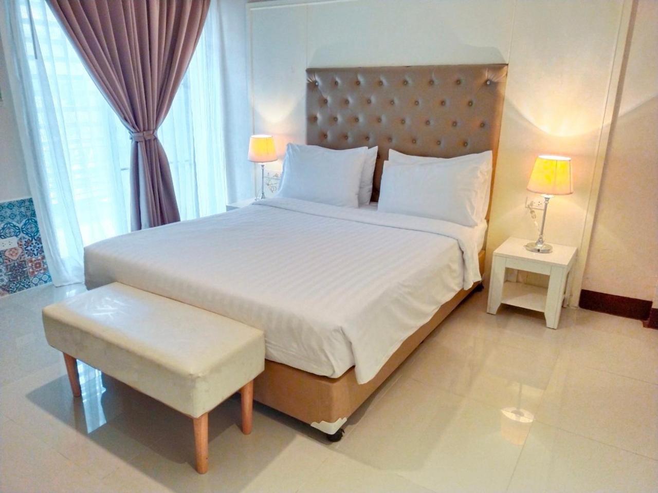 โรงแรมอินจัน Inn-Chan Chanthaburi Exterior foto
